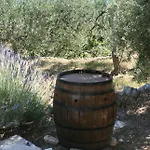 House With A Parking Space - 6770 בית נופש