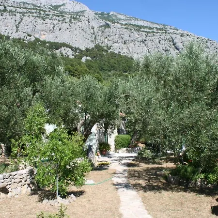 House With A Parking Space - 6770 Tatil Evi *