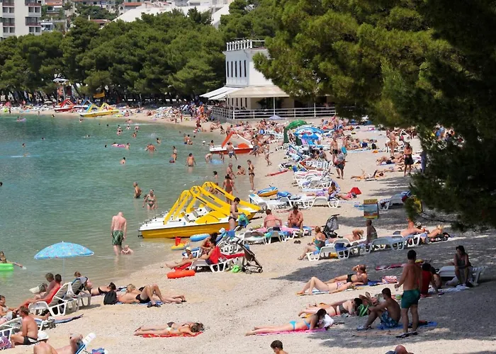 Semesterbostad House With A Parking Space - 6770 Makarska